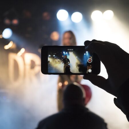 ¿Qué eventos musicales son populares en bares?